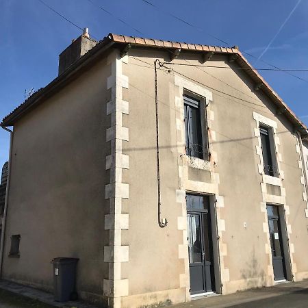 Petite Escale Vivonnoise A 2 Villa Vivonne Luaran gambar