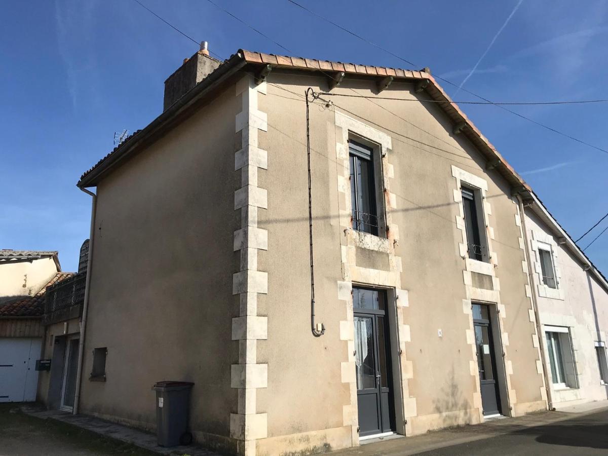 Petite Escale Vivonnoise A 2 Villa Vivonne Luaran gambar